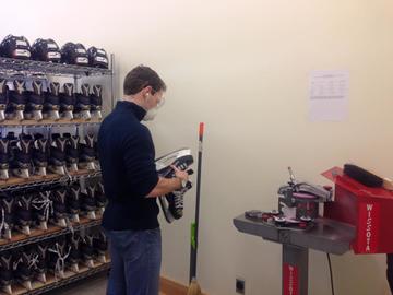 sharpening skates