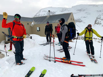 skiing